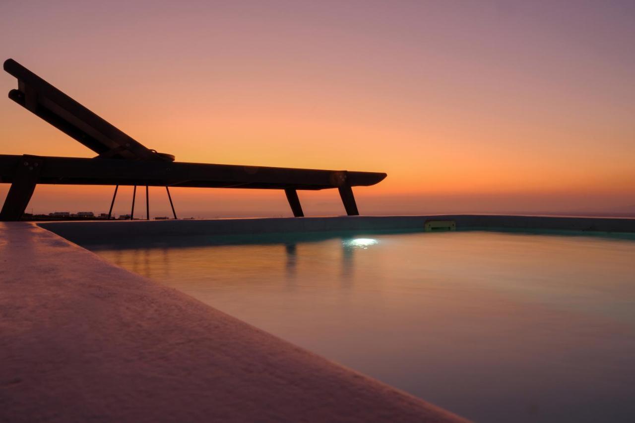Aplada Suites Oia  Exterior photo